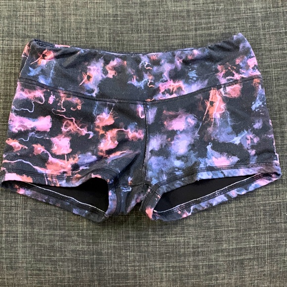 Fleo, Original Fit Shorts - Picture 1 of 3